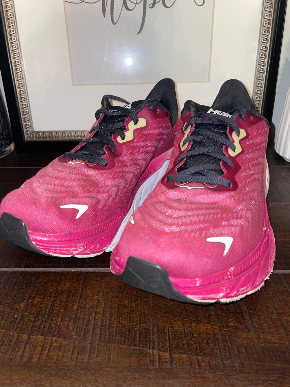 Hoka Arahi 6 Pink Athletic Running Shoes Sneakers Size 8B Festival Fuchsia - Picture 8 of 16